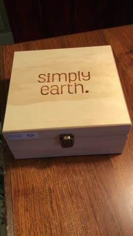 Simply Earth  Wood Essential Oil Storage Box and Sticker Labels