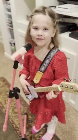 loog mini electric sparkle - Customer Photo From Evan Reyle