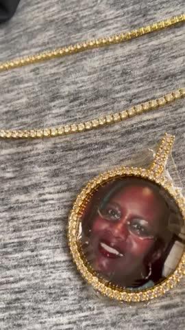 LARGE 3D CIRCLE CUSTOM PICTURE PENDANT - Customer Photo From jahrell t.
