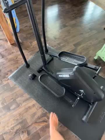 Ascend L-100 Compact Elliptical - Customer Photo From Marie-Michele Normand